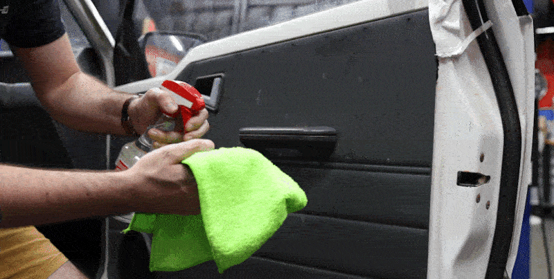 //5krqrwxhriprimjpk.ldycdn.com/cloud/lpBppKirprSRrlpiilkpko/Best-Microfiber-Car-Cleaning-Cloths.gif