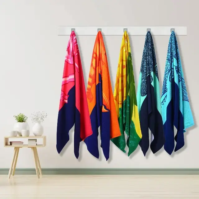 Serviette-de-plage-microfibre-absorbante-et-anti-sable-haute-qualit&eacute;-640-640 (6)