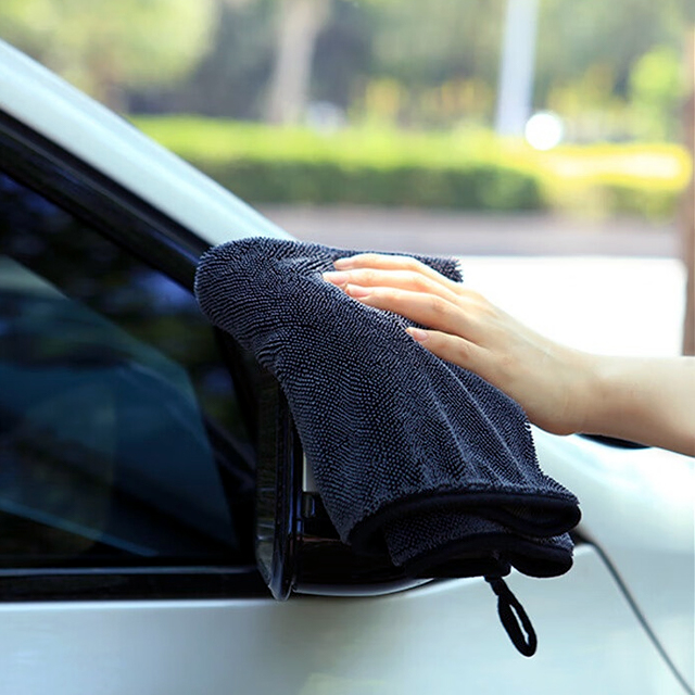 Chiffon en microfibre GRS pour le nettoyage int&eacute;rieur de la voiture